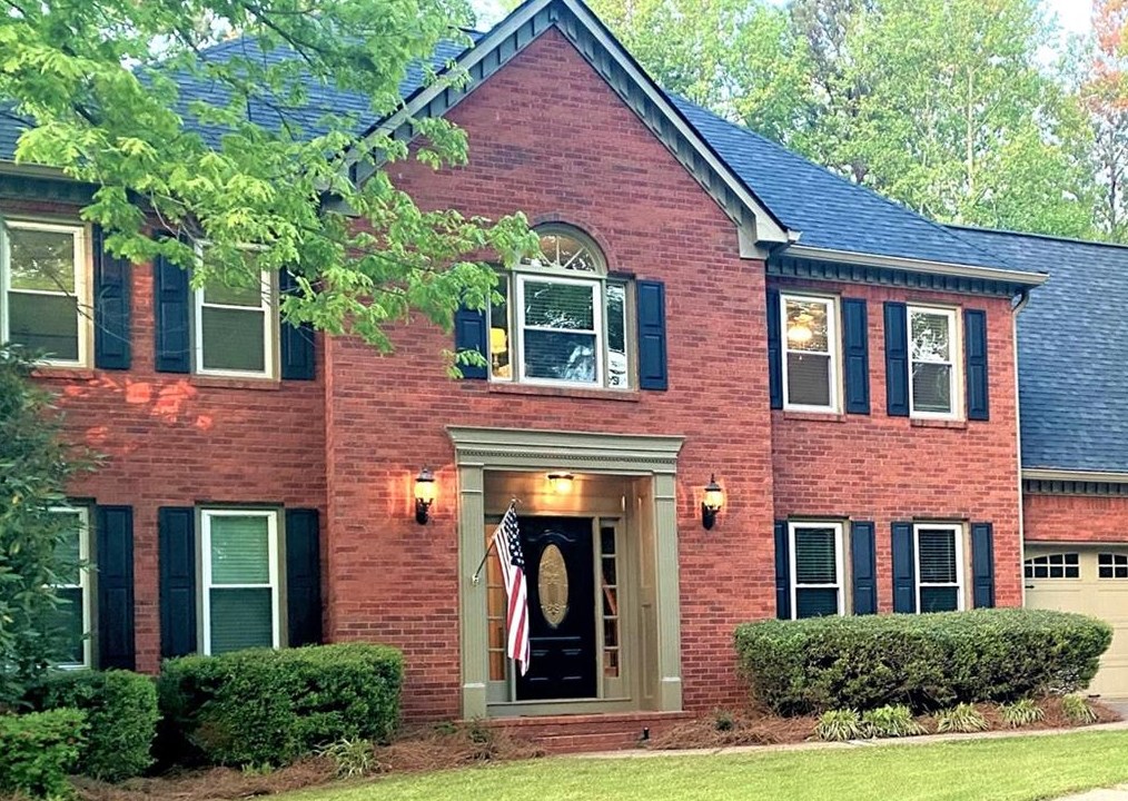 1362 Fallsbrook Way, Acworth, GA 30101-7819