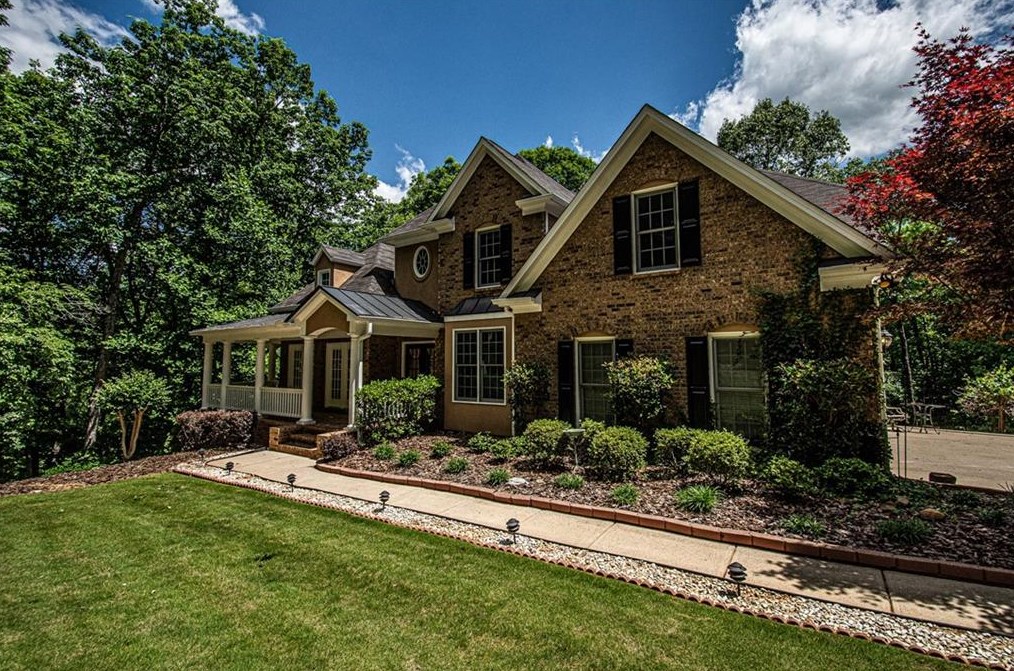 168 Eagle Pointe Dr, Dahlonega, GA 30533