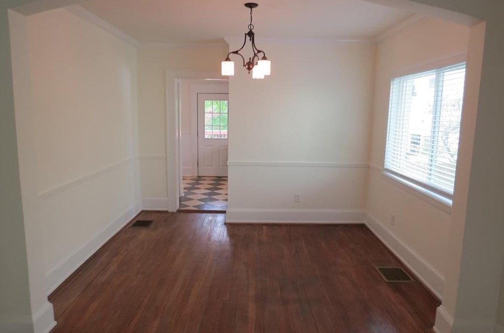 237 Springdale Dr, Atlanta GA  30305-4210 exterior