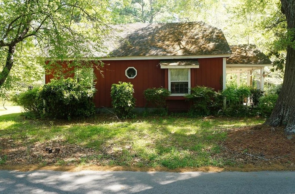 386 Lester Rd, Douglasville, GA 30134-7338