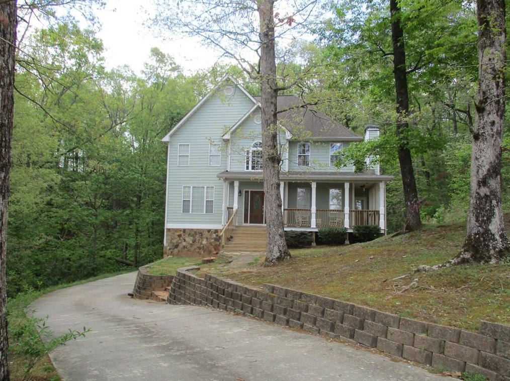 47 Ridge Crest Ct, Cleveland, GA 30528