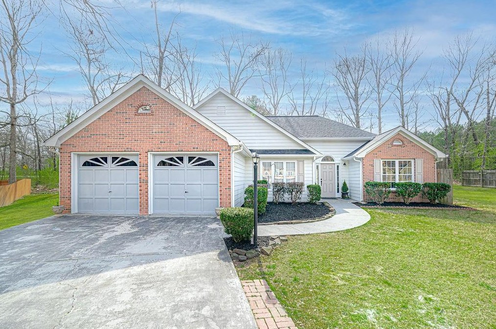 724 Stratton Ct, Dacula, GA 30019
