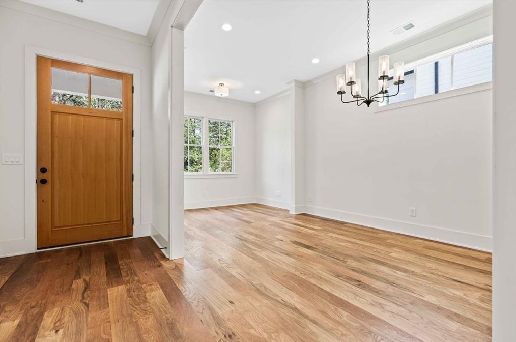 121 Mead Rd, Decatur GA  30030-3621 exterior