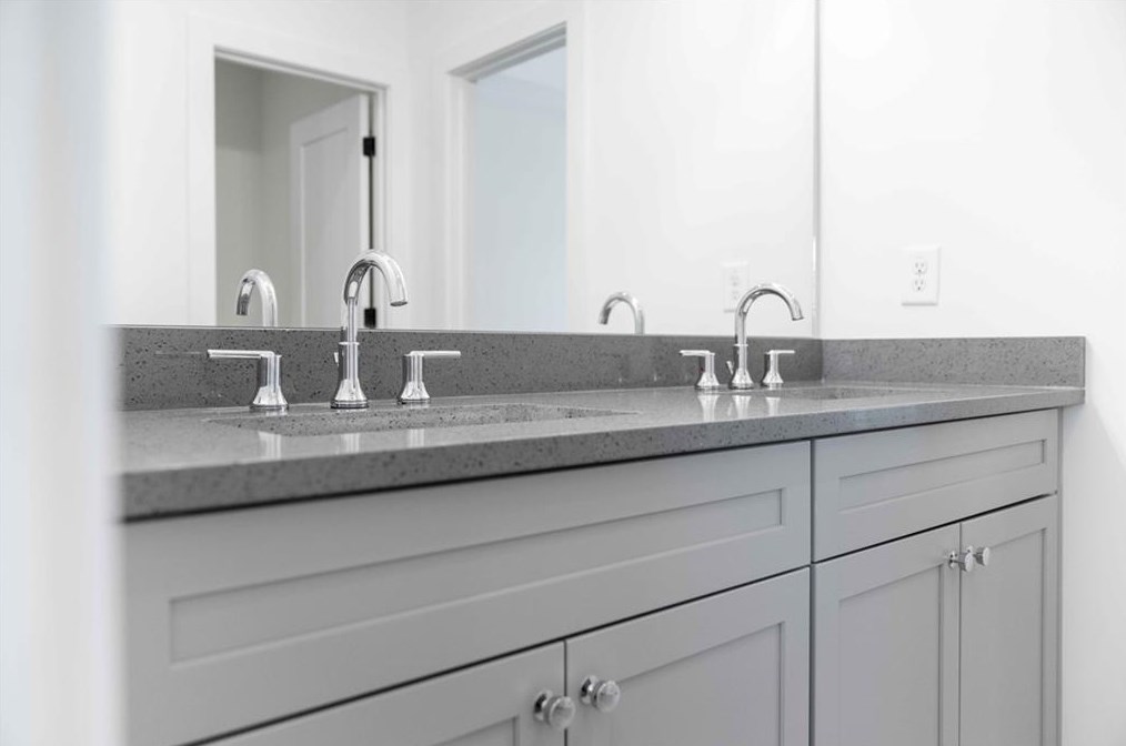 121 Mead Rd, Decatur GA  30030-3621 exterior