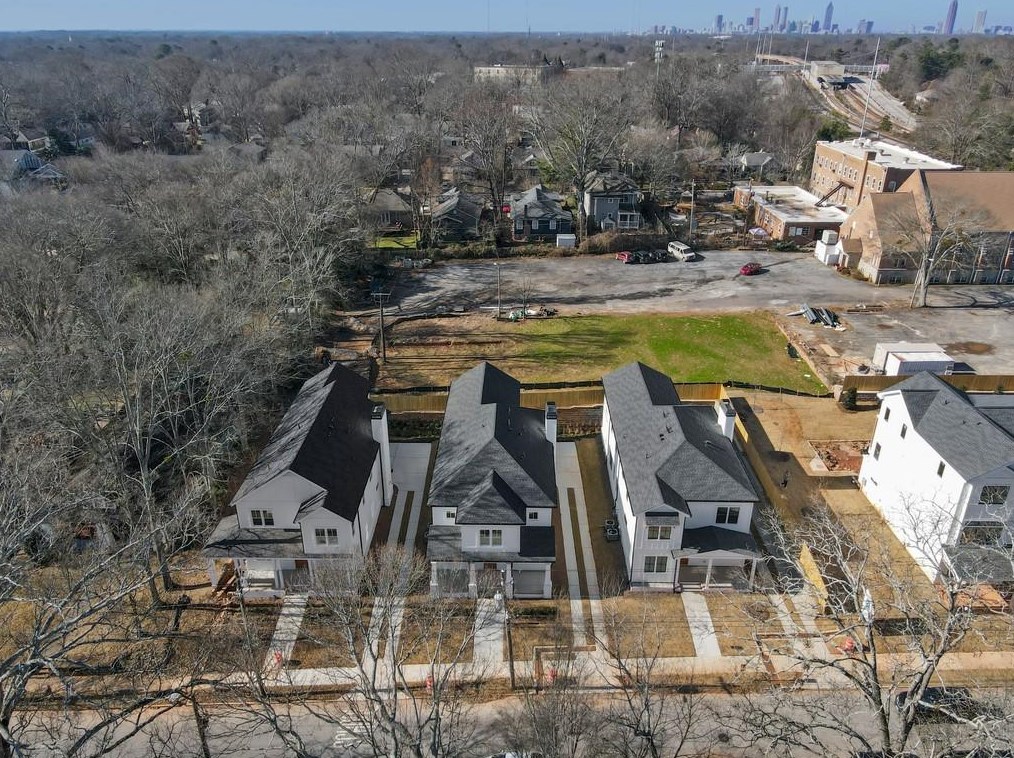 121 Mead Rd, Decatur GA  30030-3621 exterior