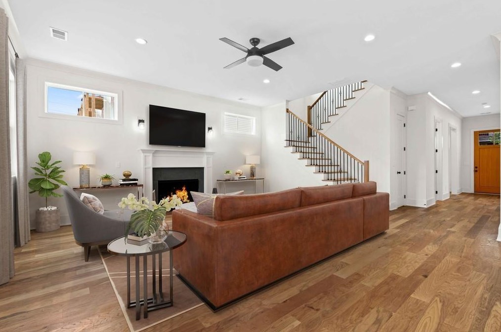 121 Mead Rd, Decatur GA  30030-3621 exterior