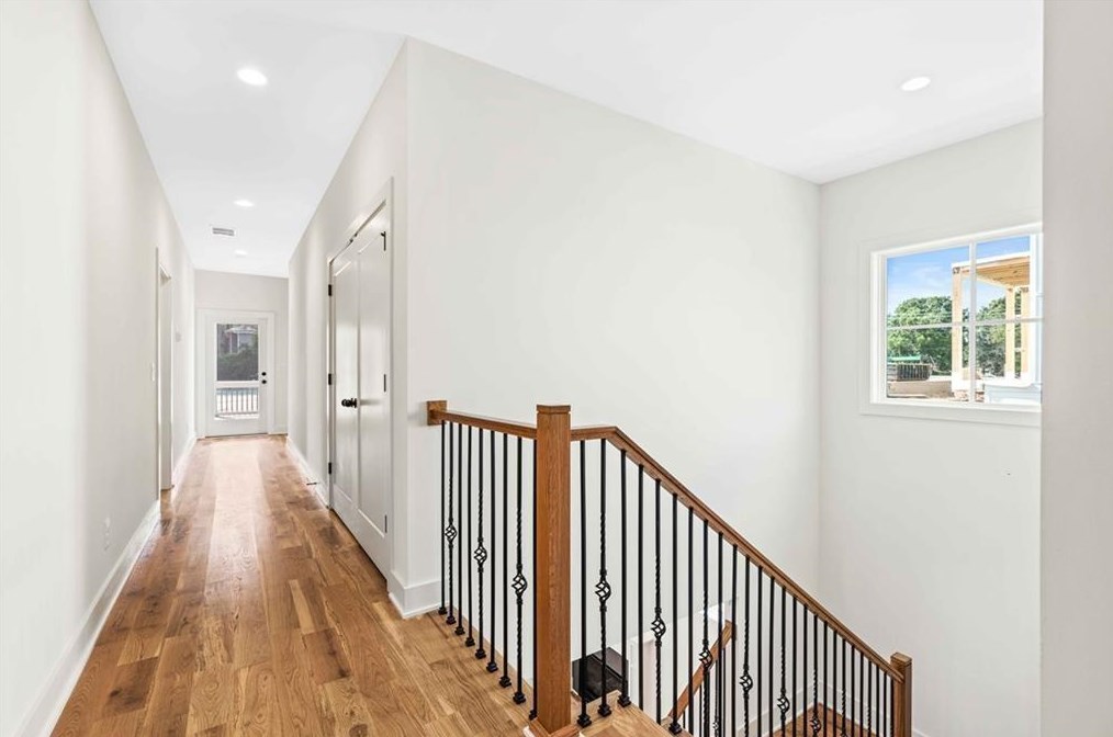 121 Mead Rd, Decatur GA  30030-3621 exterior