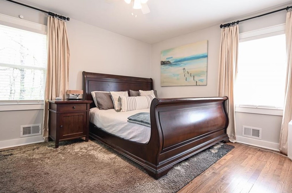 4308 Lake Laurel Dr, Smyrna GA  30082-4311 exterior