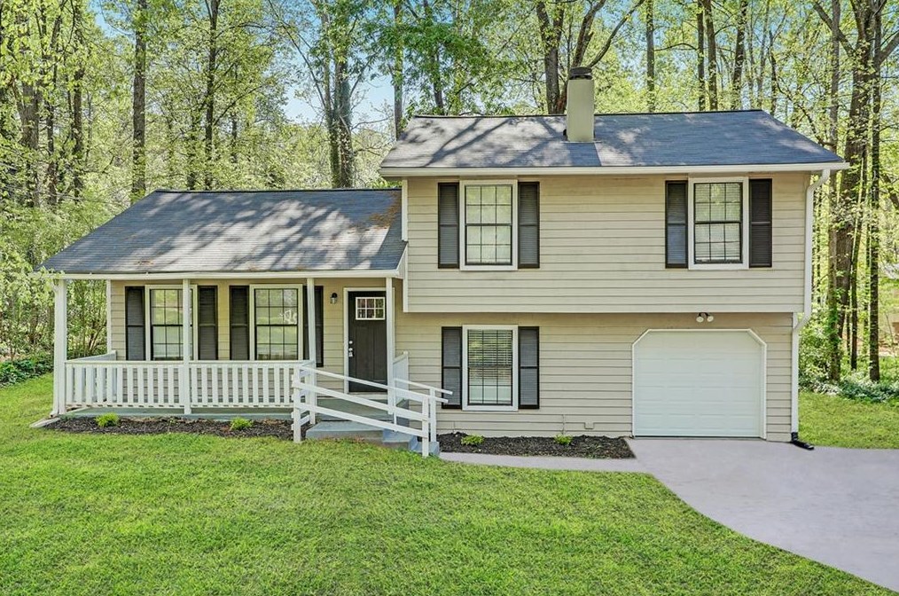 1908 Sailcloth St, Lithonia, GA 30058