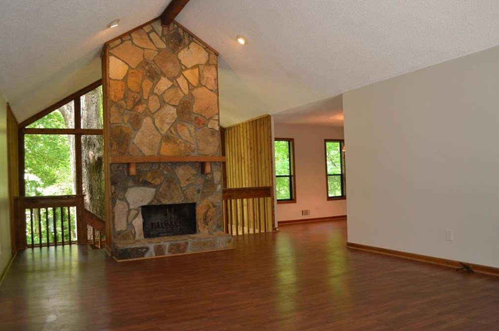 2551 Hunton Ct Ne, Marietta, GA 30068