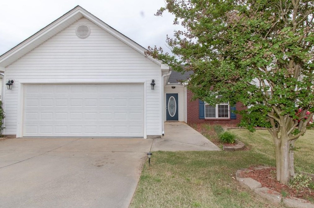 238 Bayou Ln, Winder, GA 30680-8504