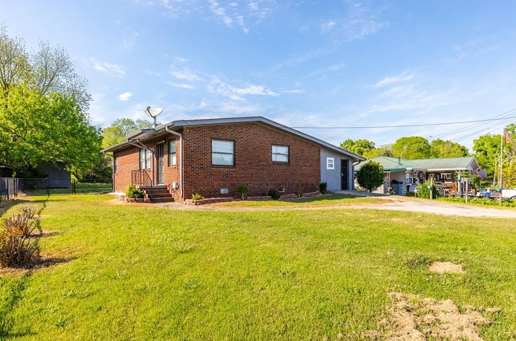 1542 Conley Rd, Conley, GA 30288