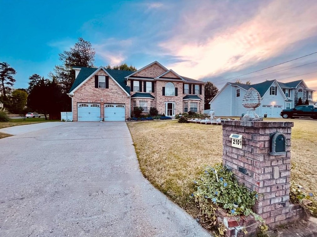 2101 Hairston Creek Pkwy, Decatur, GA 30035-2205