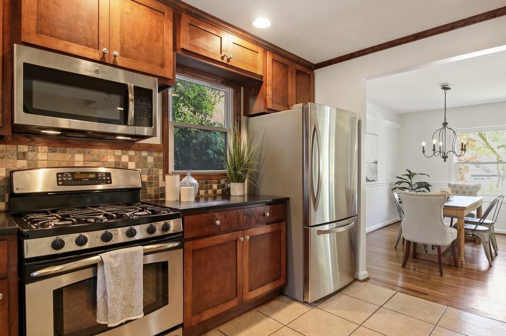 312 Huron St, Decatur GA  30030-1867 exterior