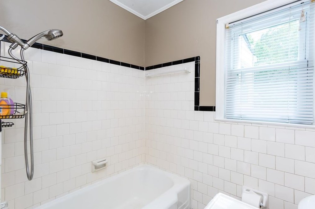 435 Pensdale Rd, Decatur GA  30030-1414 exterior