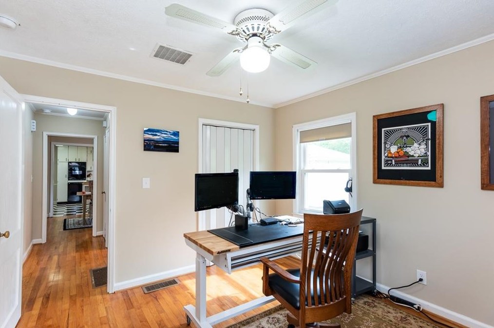 435 Pensdale Rd, Decatur GA  30030-1414 exterior