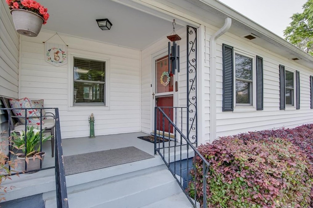 435 Pensdale Rd, Decatur GA  30030-1414 exterior