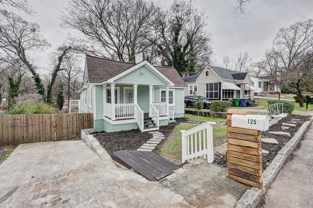 125 Burbank Dr Nw, Atlanta, GA 30314