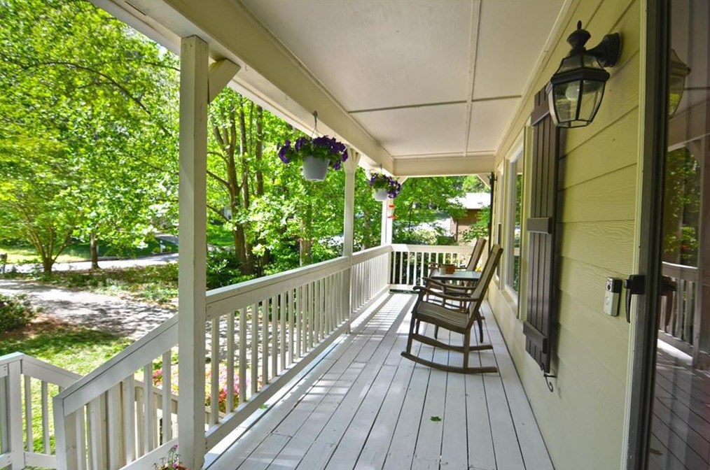 4826 Summer Ln, Acworth, GA 30102-6308