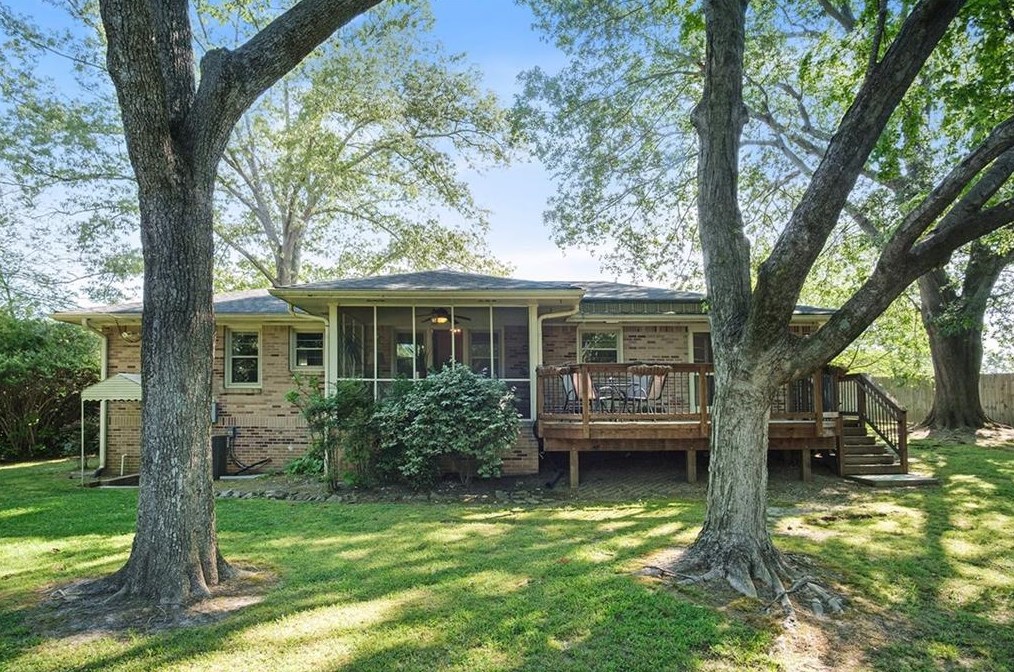 106 Born St, Norcross, GA 30071-3929