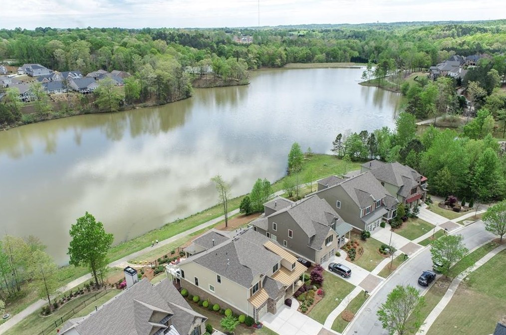 7373 Regatta Way, Flowery Branch, GA 30542-7704