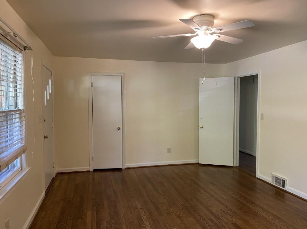 2022 Woodbine Ter, Atlanta GA  30329-2728 exterior