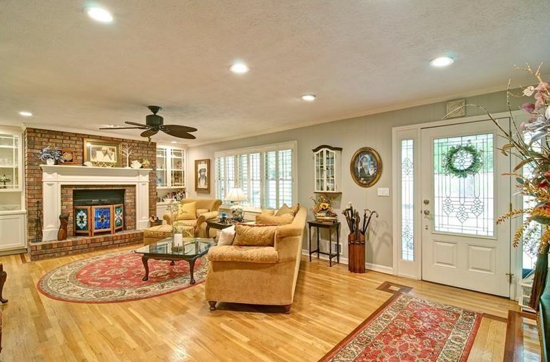 1650 Shamrock Trl, Smyrna, GA 30080-5873