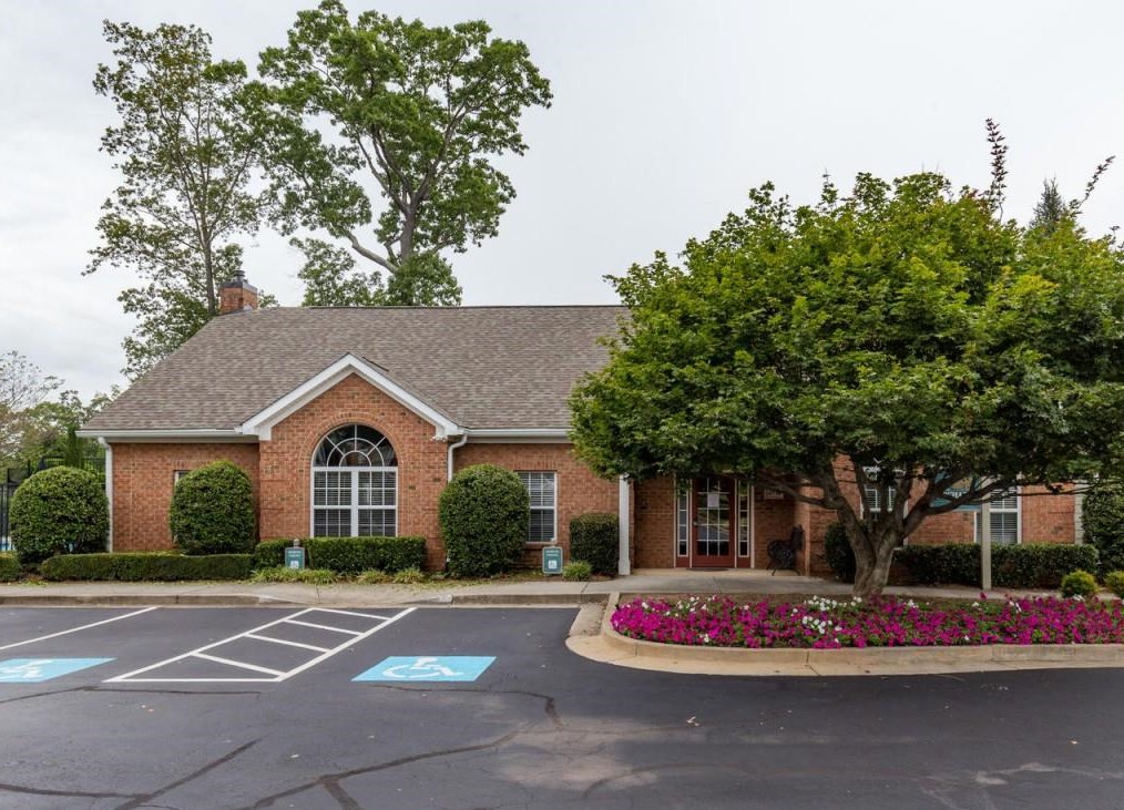 22107 Harvest Rdg Ln, Alpharetta GA 30022-8656 exterior