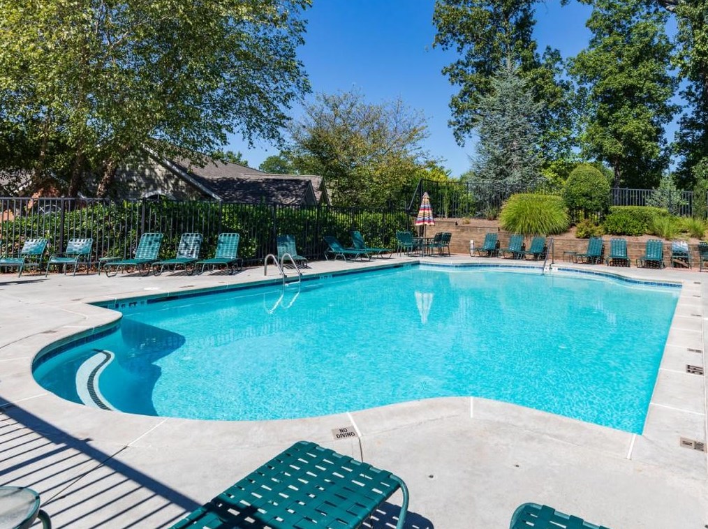 22107 Harvest Rdg Ln, Alpharetta GA 30022-8656 exterior