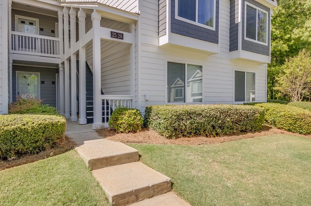 28 Little Silver Ct, Smyrna, GA 30080-8019