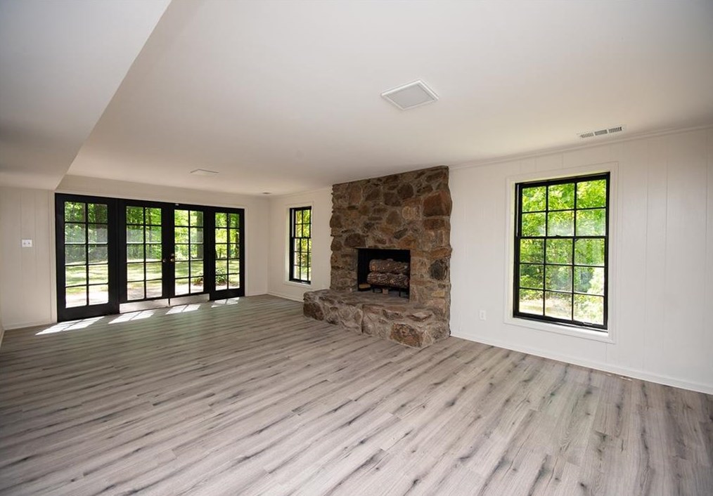 4570 Orkney Ln, Atlanta GA  30331-7438 exterior