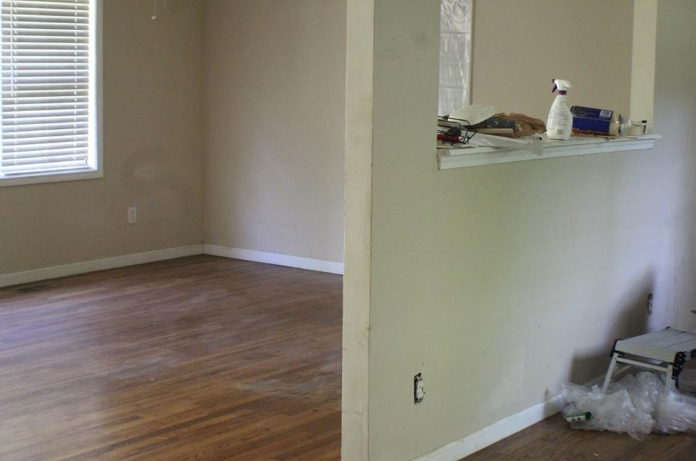 4105 Maplewood Dr, Decatur, GA 30035-2346