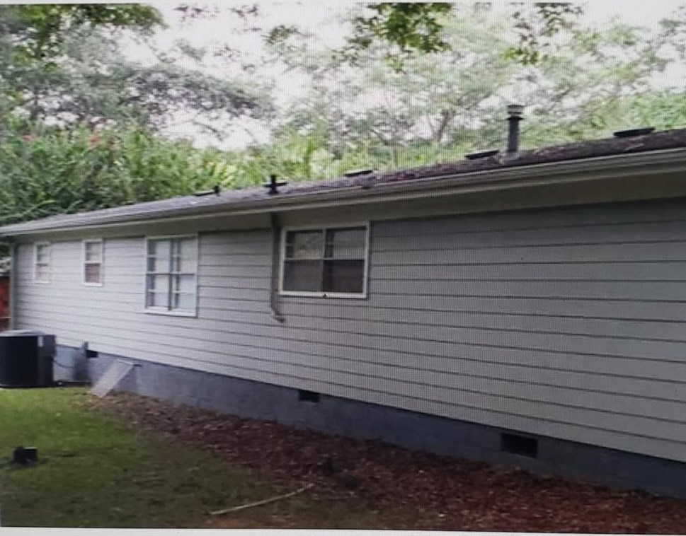 4105 Maplewood Dr, Decatur GA  30035-2346 exterior