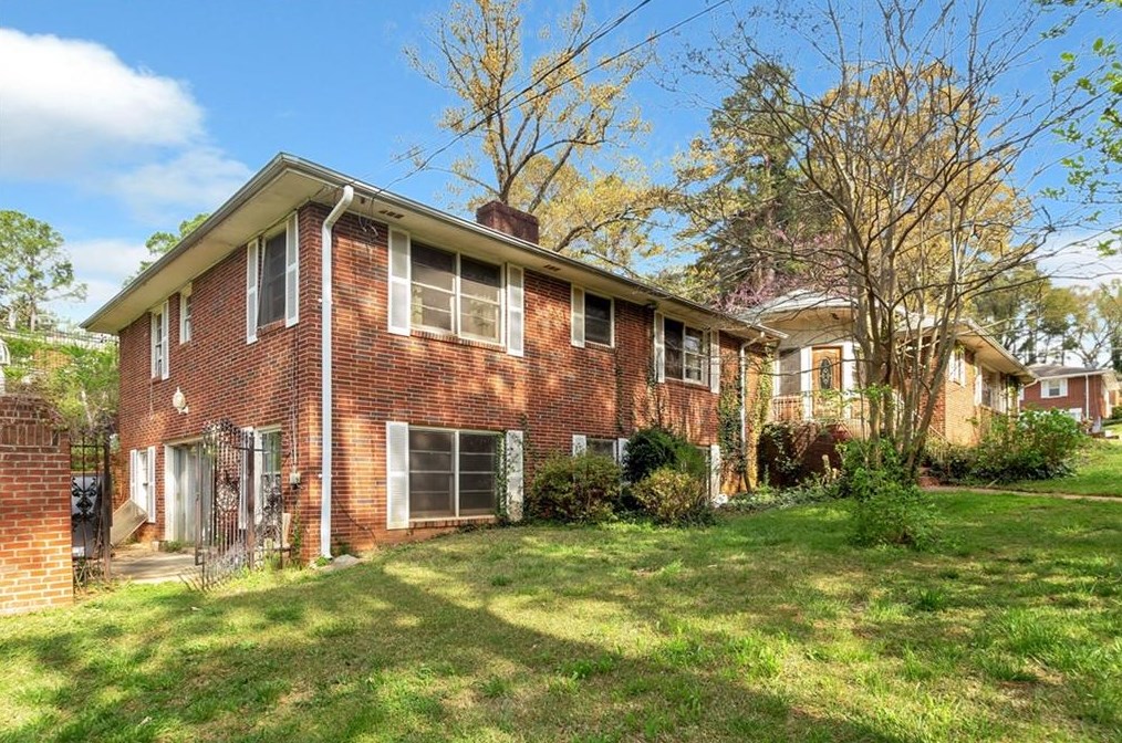 896 Woodmere Dr, Atlanta, GA 30318-6002