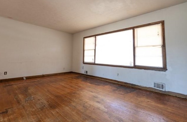 1381 Ruth Pl, Decatur GA  30035-1128 exterior