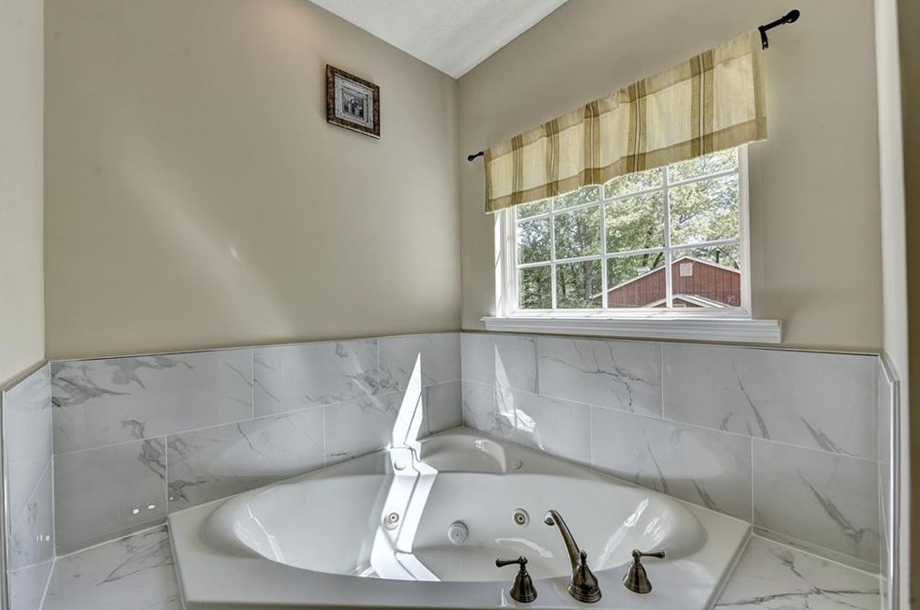 4461 Dogwood Farms Dr, Decatur GA  30034-6305 exterior