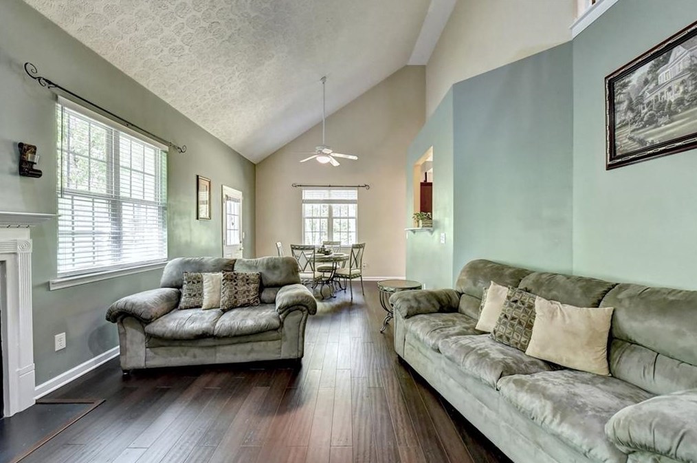 4461 Dogwood Farms Dr, Decatur GA  30034-6305 exterior