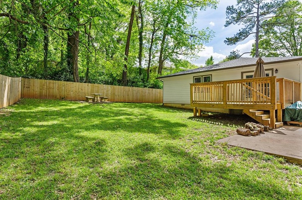 2362 Marion Cir, Decatur GA  30032-4057 exterior