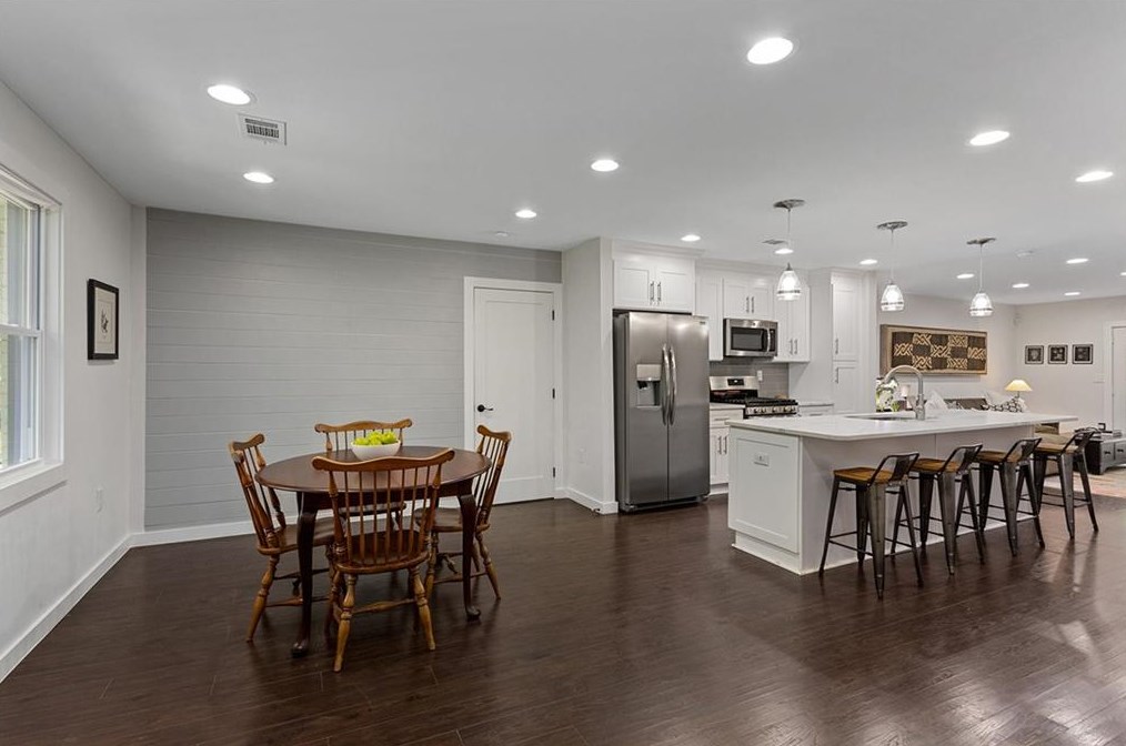 2362 Marion Cir, Decatur GA  30032-4057 exterior