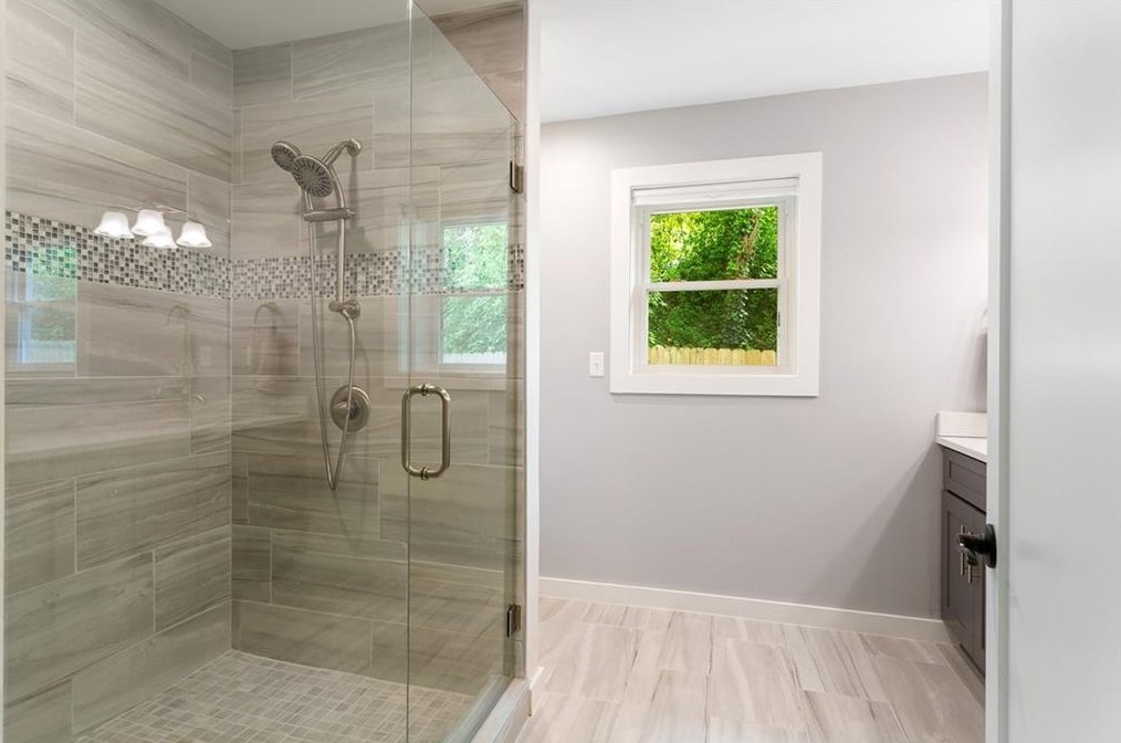 2362 Marion Cir, Decatur GA  30032-4057 exterior