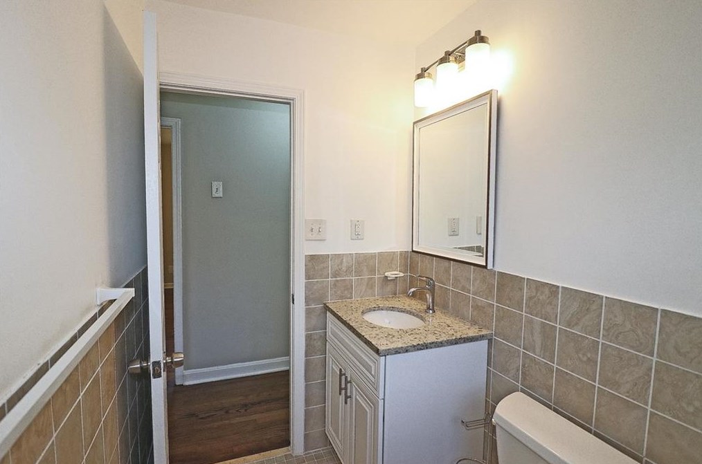 4041 Brookcrest Cir, Decatur GA  30032-3820 exterior