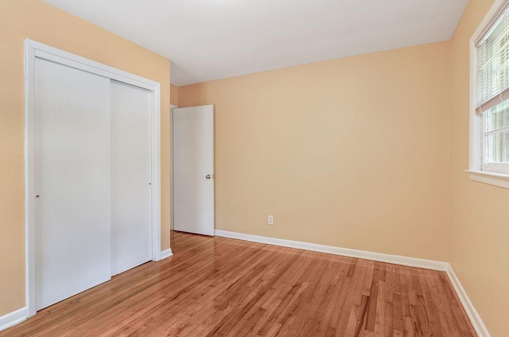 3075 Leafwood Dr, Decatur GA  30033-4408 exterior