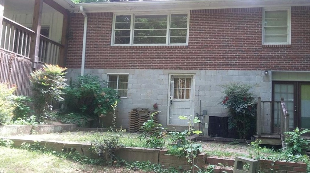 1469 Willis Mill Rd, Atlanta, GA 30311-3219