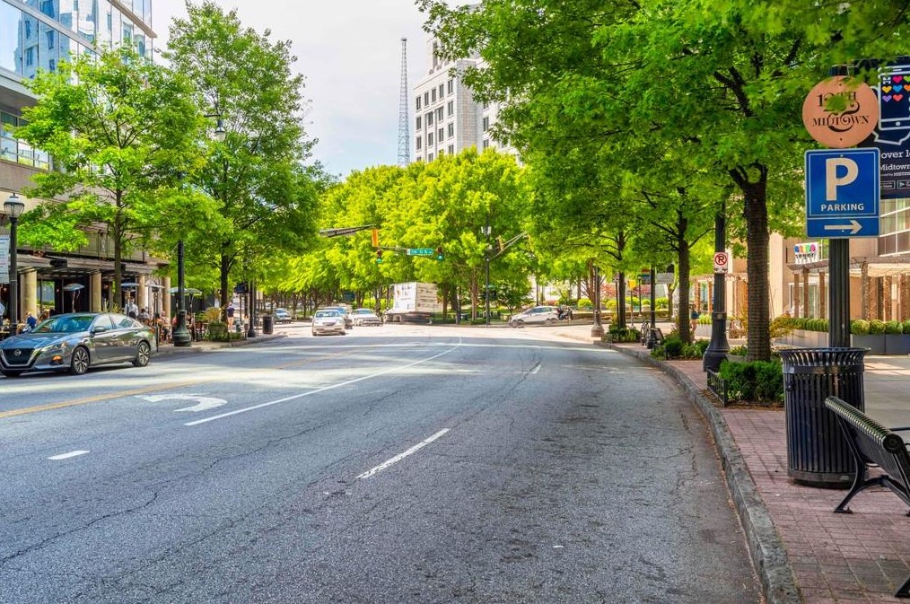 1080 Peachtree St, Atlanta GA  30309-3963 exterior
