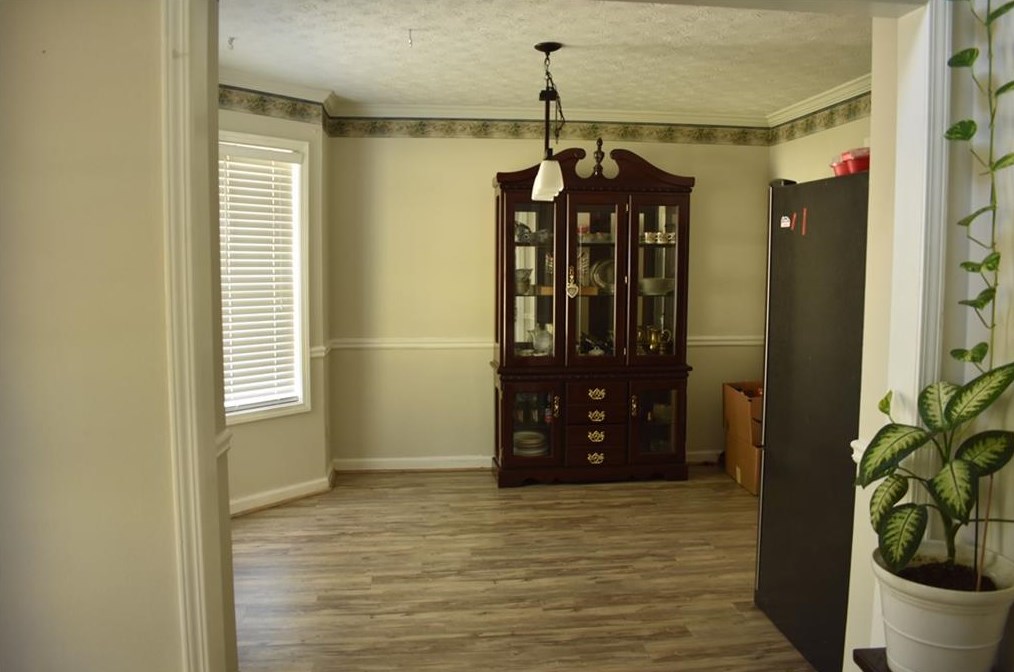 2012 Whitfield Ln, Lawrenceville, GA 30043-6363