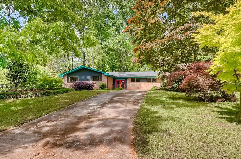 1358 Ridgewood, Lilburn, GA 30047