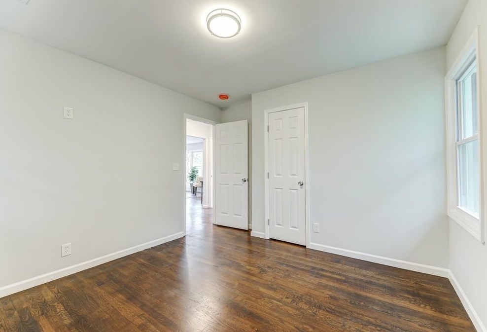 1893 Winthrop Dr, Atlanta GA  30331-1713 exterior