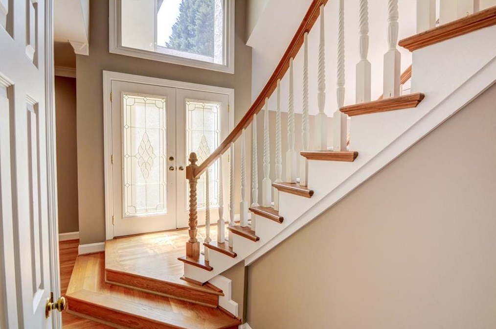 2310 Goodwood Blvd, Smyrna GA  30080-8207 exterior
