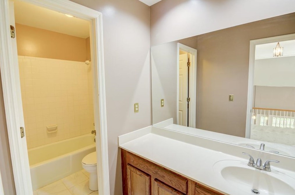 2310 Goodwood Blvd, Smyrna GA  30080-8207 exterior