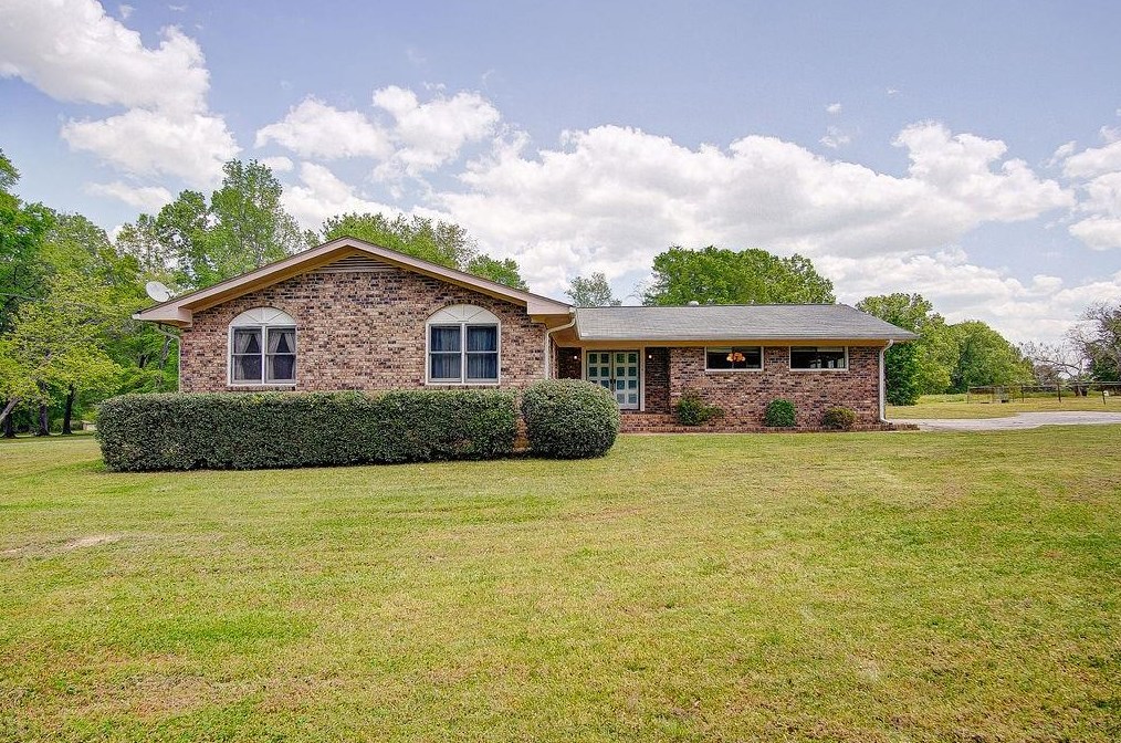 18 Villamar St, Rome, GA 30165-8834